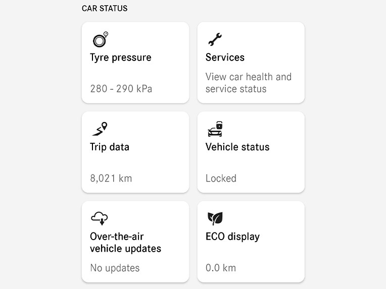 Zukünftige Traumfahrzeuge von Mercedes-Benz werden in der Mercedes-Benz App auf dem Smartphone angezeigt.