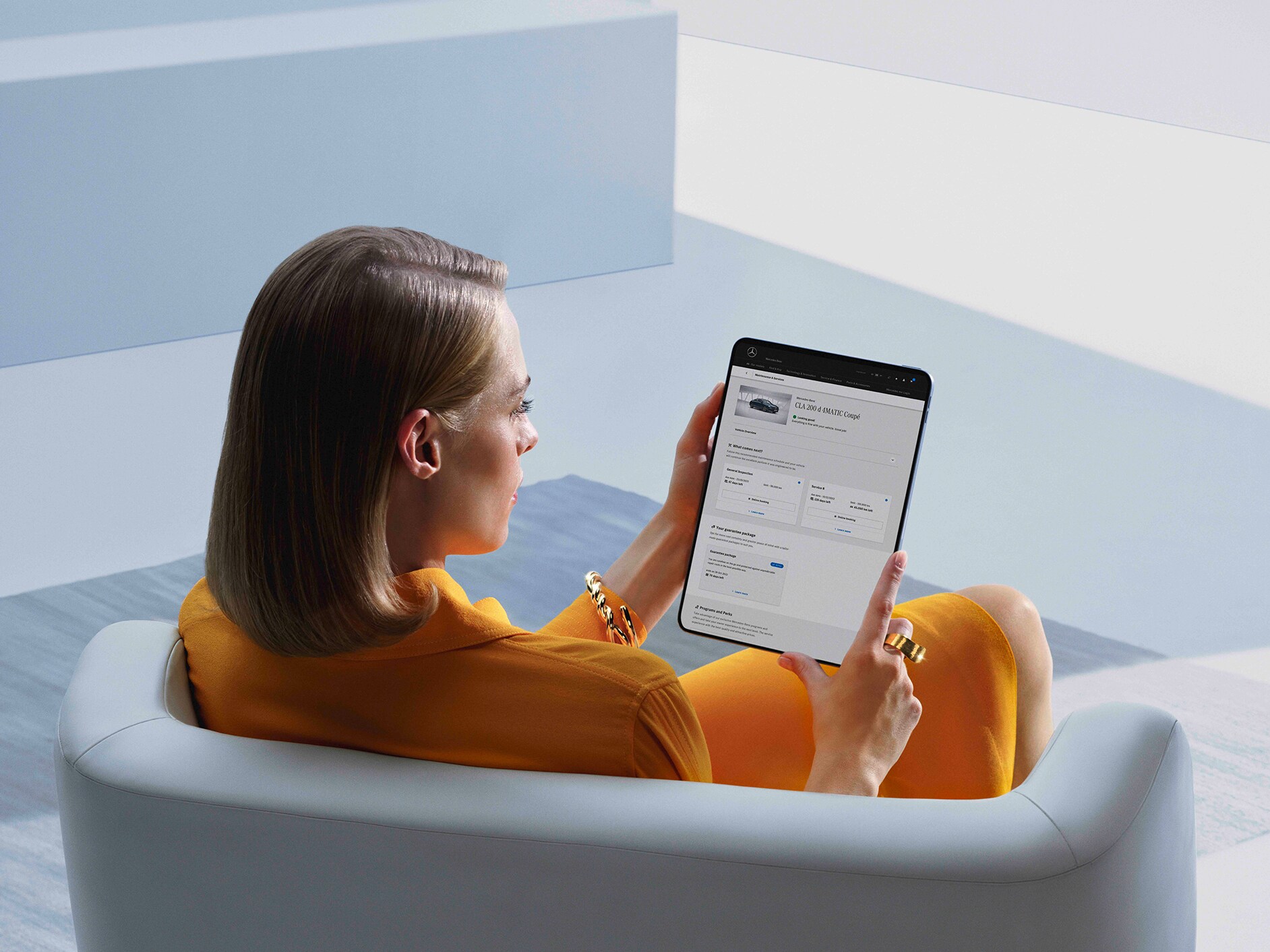 L'interrogazione dello stato del veicolo da remoto fa parte dell'equipaggiamento di serie dei Digital Extras di Mercedes-Benz.