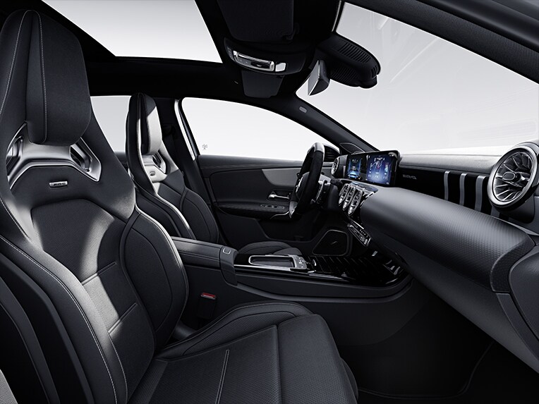 Das AMG Performance Sitz-Paket High-End in der Mercedes-AMG A-Klasse Kompaktlimousine.