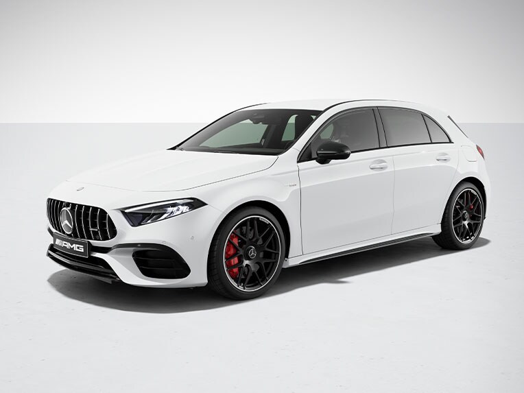 Das Exterieur der Mercedes-AMG A-Klasse Kompaktlimousine mit AMG Night-Paket.