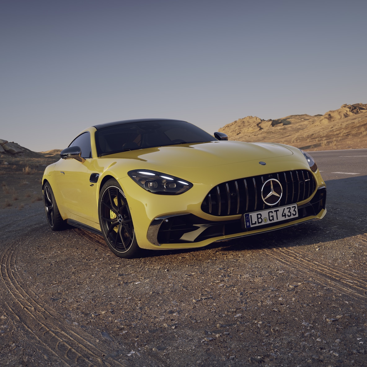 L'extérieur de la Mercedes-AMG GT&nbsp;43 Coupé dans une vue latérale.