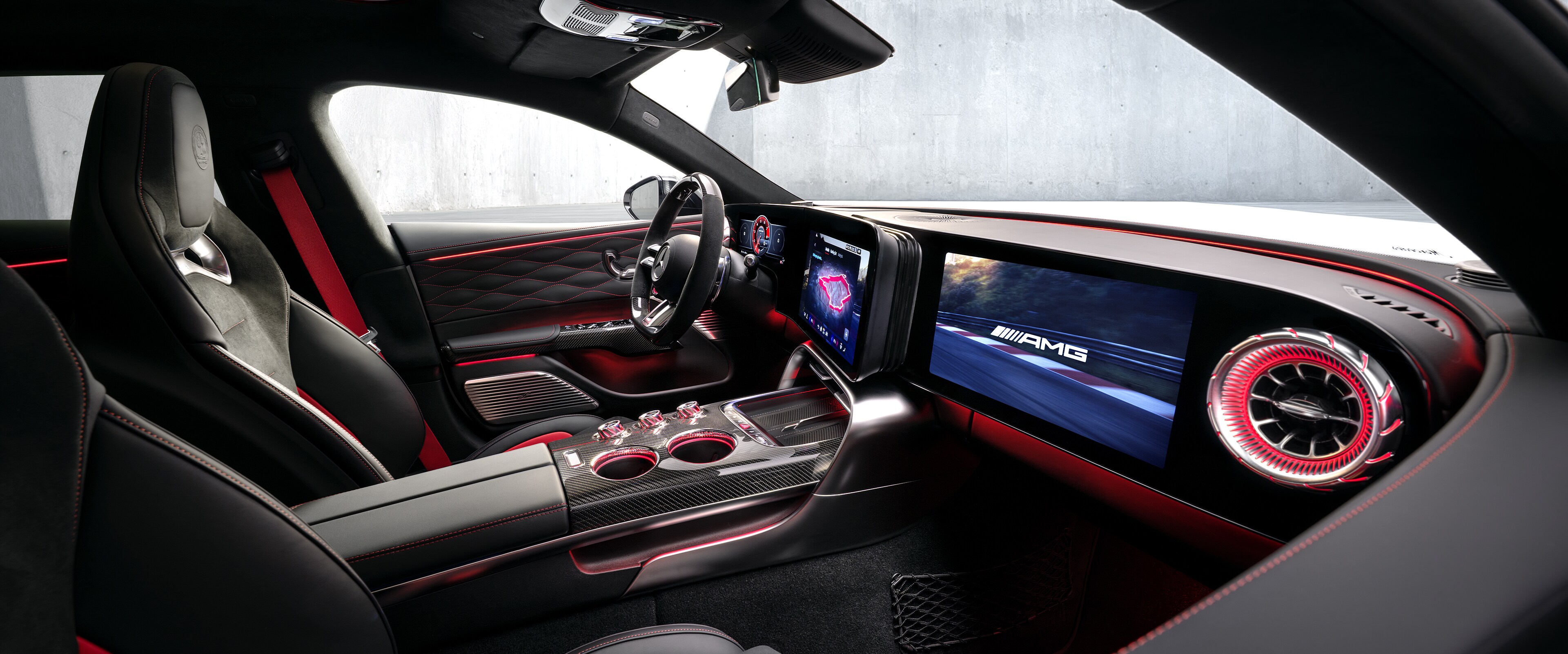 La nuova Mercedes-AMG GT Coupé 4 porte.