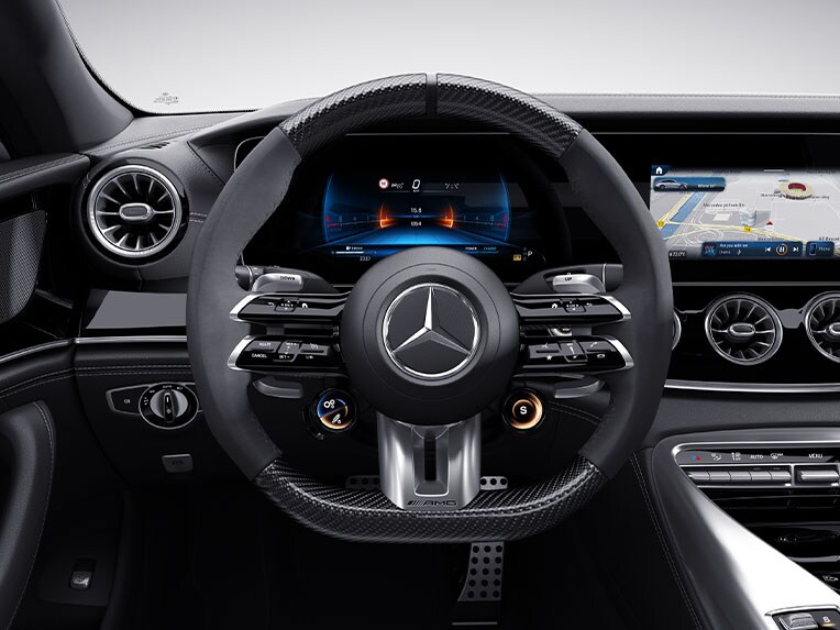 Le volant Performance AMG de la Mercedes-AMG GT Coupé 4 portes.
