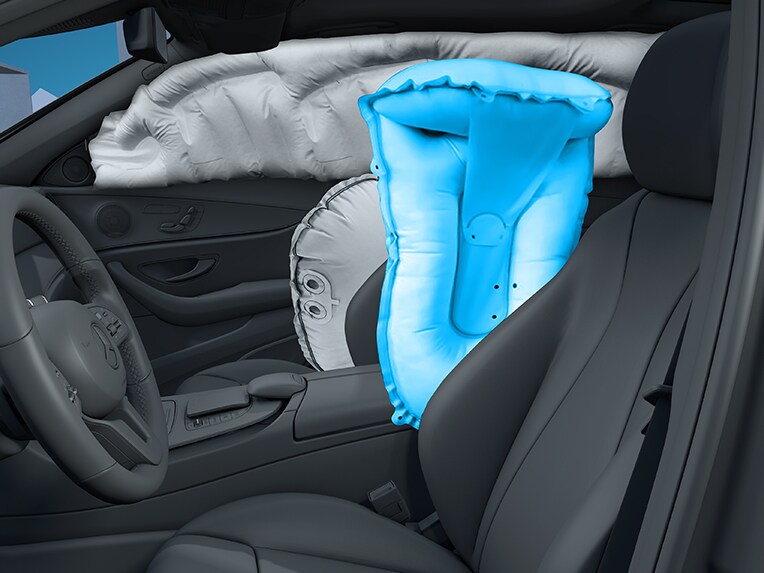 Das Mercedes-Benz C-Klasse T-Modell mit Mittenairbag.