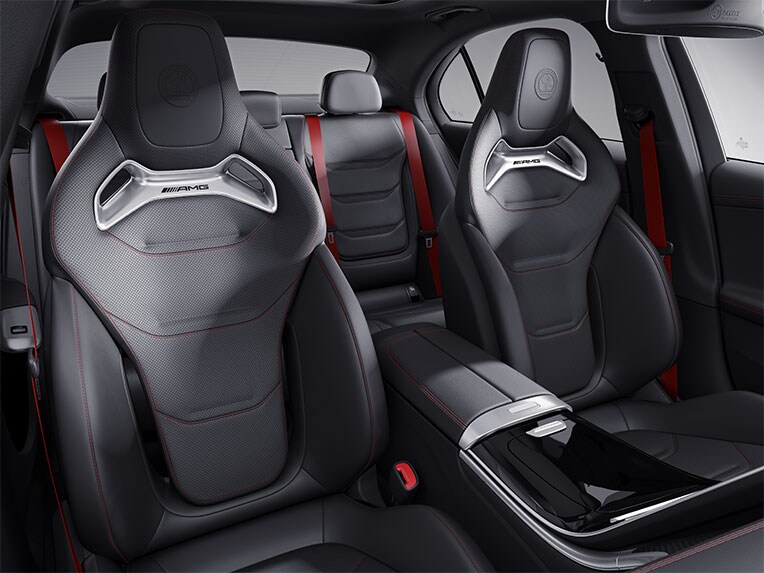 Das AMG Performance Sitz-Paket Advanced für die Mercedes-AMG C-Klasse Limousine.
