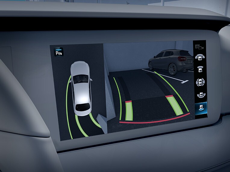 Illustration du Pack Stationnement avec caméras panoramiques à bord de la Mercedes-Benz Classe C Berline.