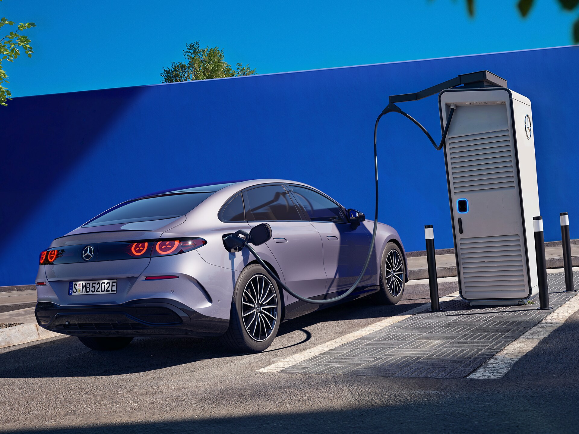 Ricarica della nuova Classe C di Mercedes-Benz.