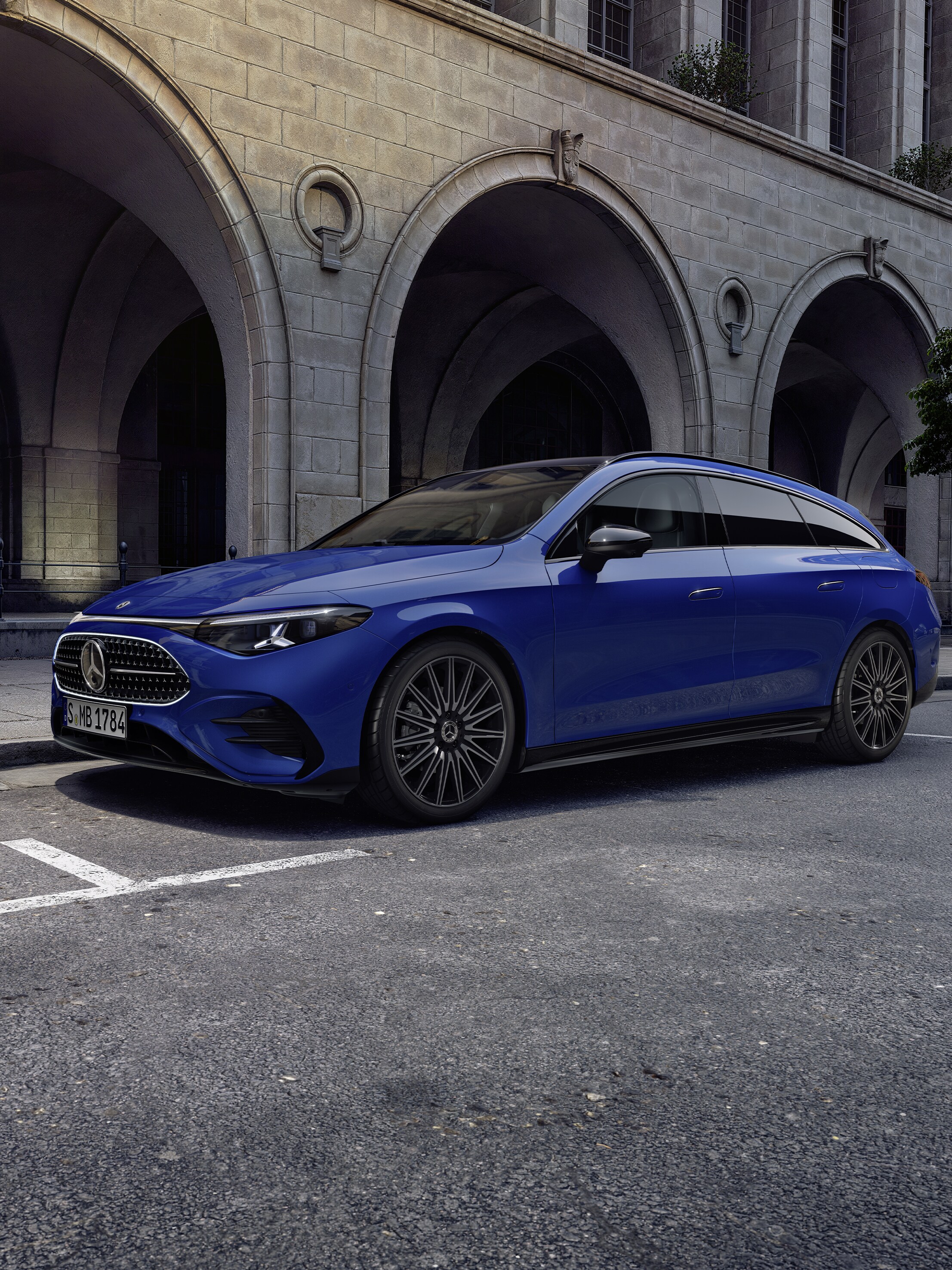 Vista posteriore della Mercedes-Benz CLA Shooting Brake.