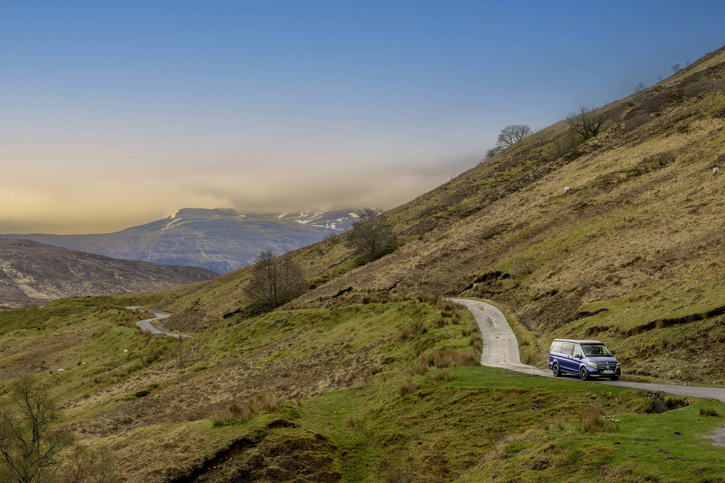 Mercedes-Benz Camper | Camping-Welt | Mercedes-Benz Mit dem Mercedes-Benz Marco Polo auf malerischen Bergstraßen unterwegs.