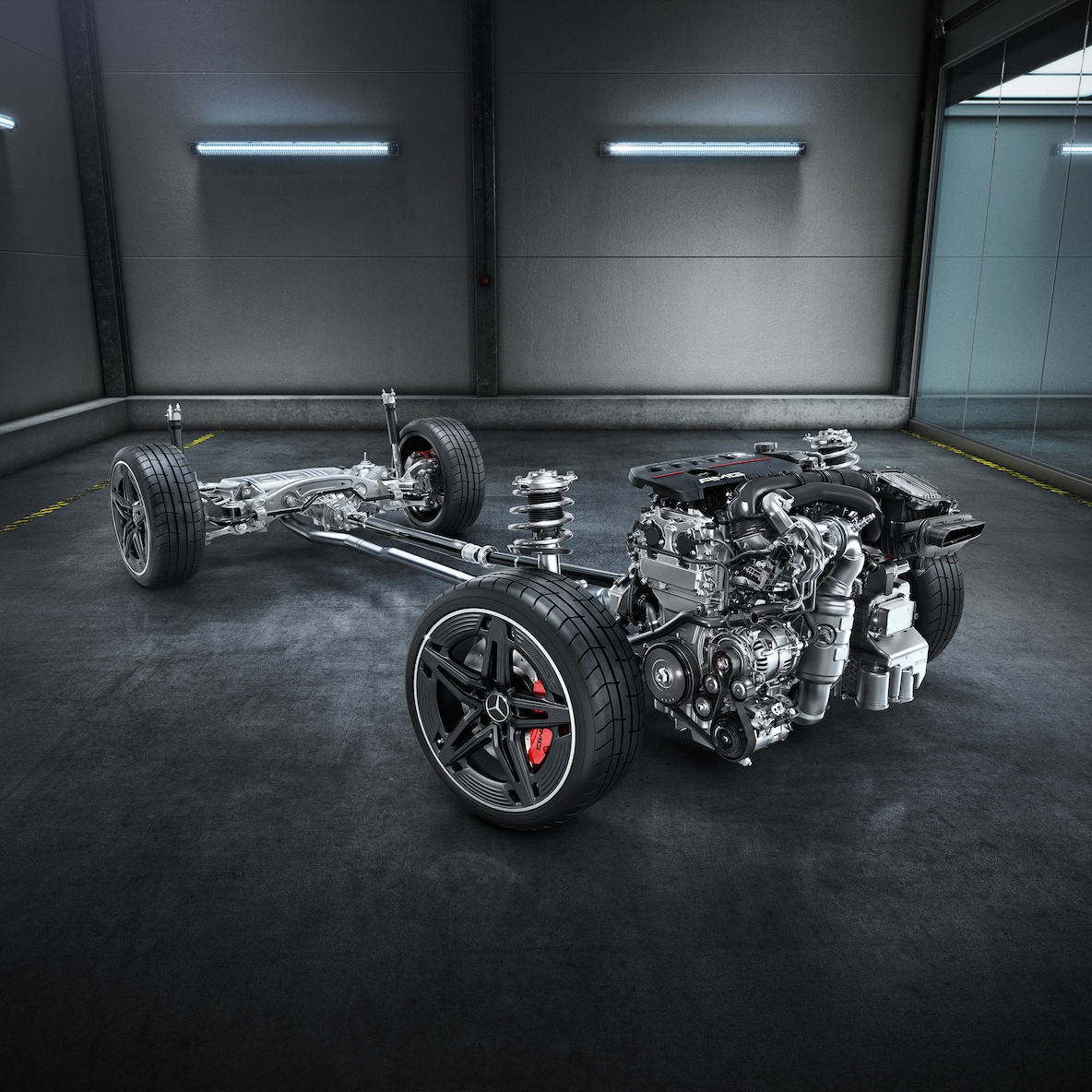 Il telaio con catena cinematica della Mercedes-AMG CLA 45 S 4MATIC+ Coupé.