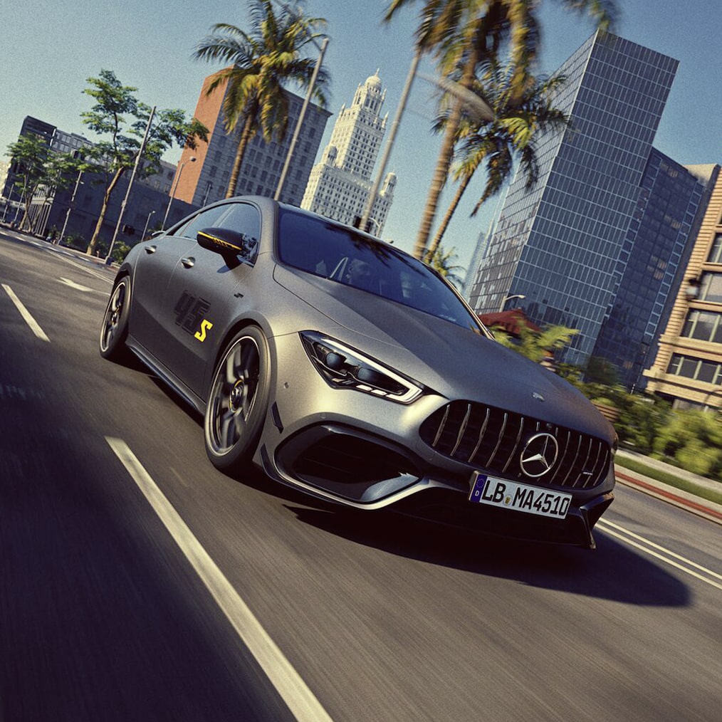 La Mercedes-AMG CLA 45 S 4MATIC+ Coupé Final Edition nel colore MANUFAKTUR grigio montagna MAGNO o nero notte.