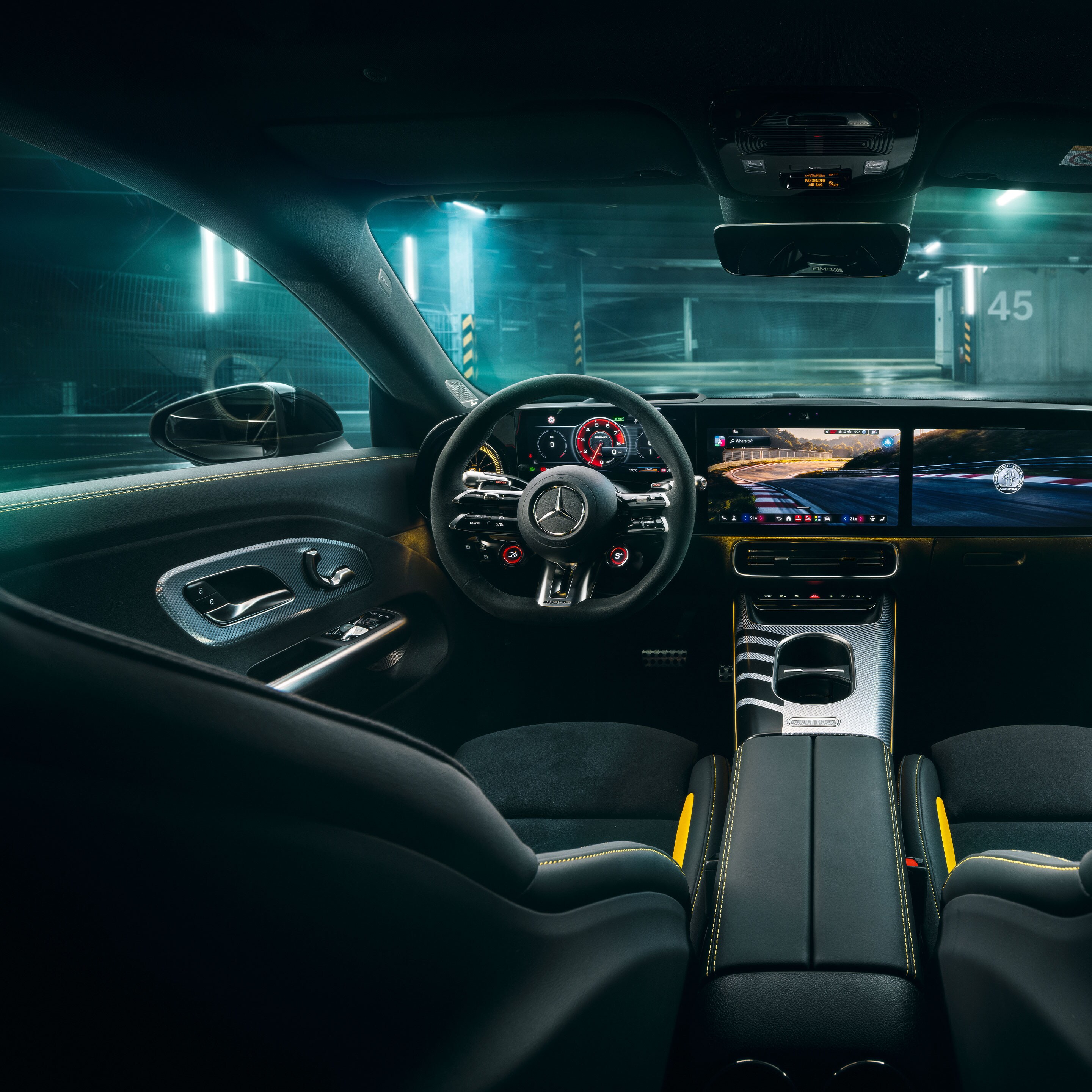 Gli interni della nuova Mercedes-AMG CLA 45 4MATIC+ electric.