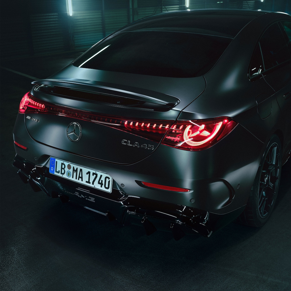 Il posteriore AMG della nuova Mercedes-AMG CLA 45 4MATIC+ electric.