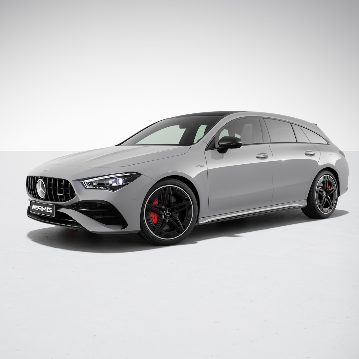 La Mercedes-AMG CLA Shooting Brake avec Pack Design AMG Plus.