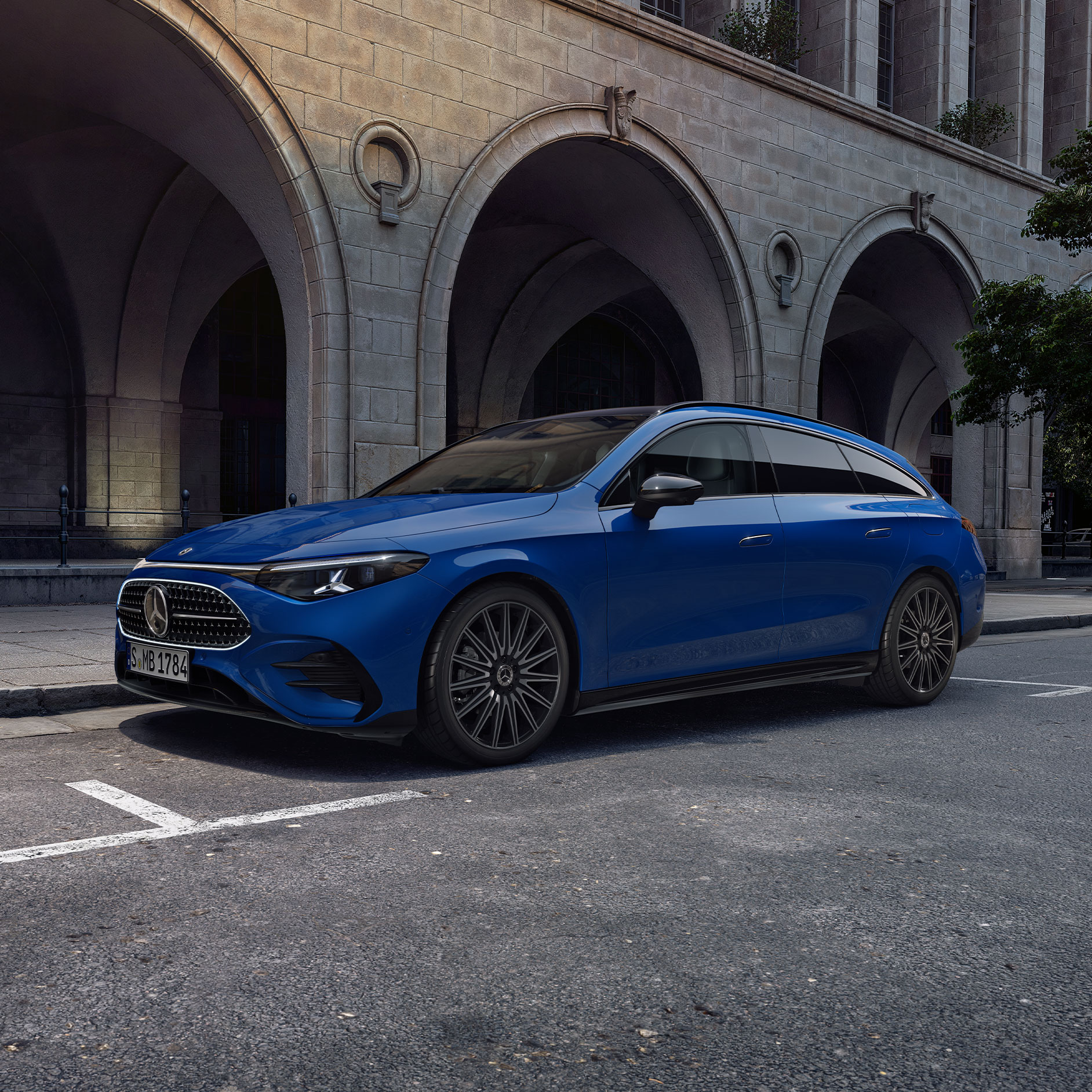 Una classe a sé stante | CLA Shooting Brake | Mercedes-Benz La CLA Shooting Brake con tecnologia mild-hybrid.