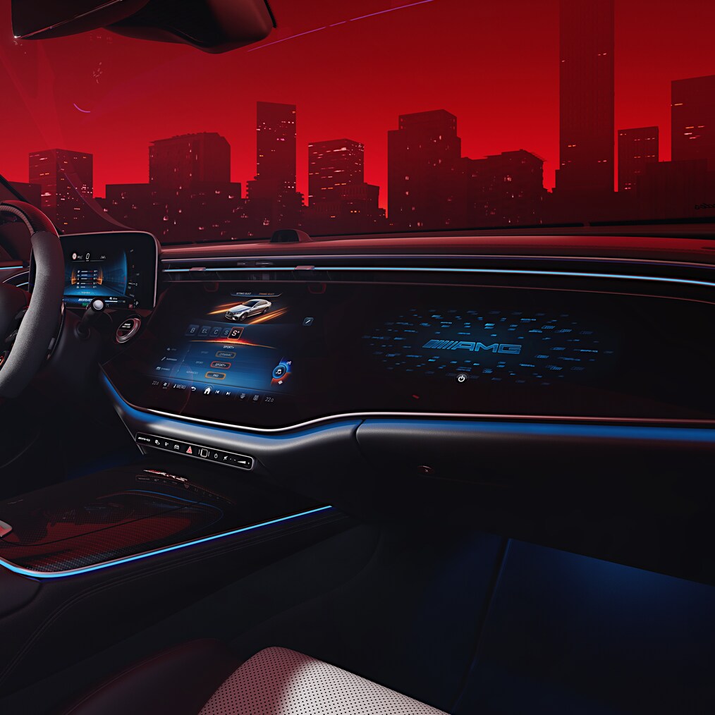 Il MBUX Superscreen della Mercedes-AMG Classe E Station Wagon.
