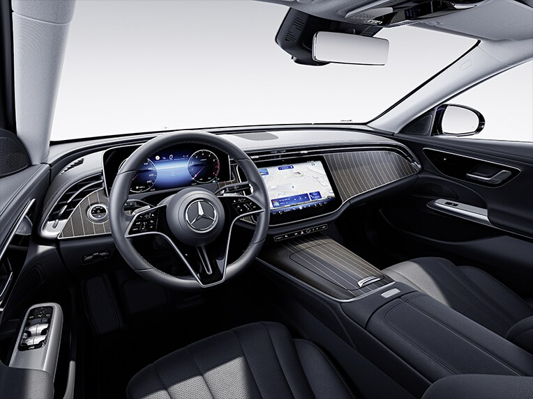 Der Innenraum der E-Klasse von Mercedes-Benz mit der Ausstattungslinie EXCLUSIVE.