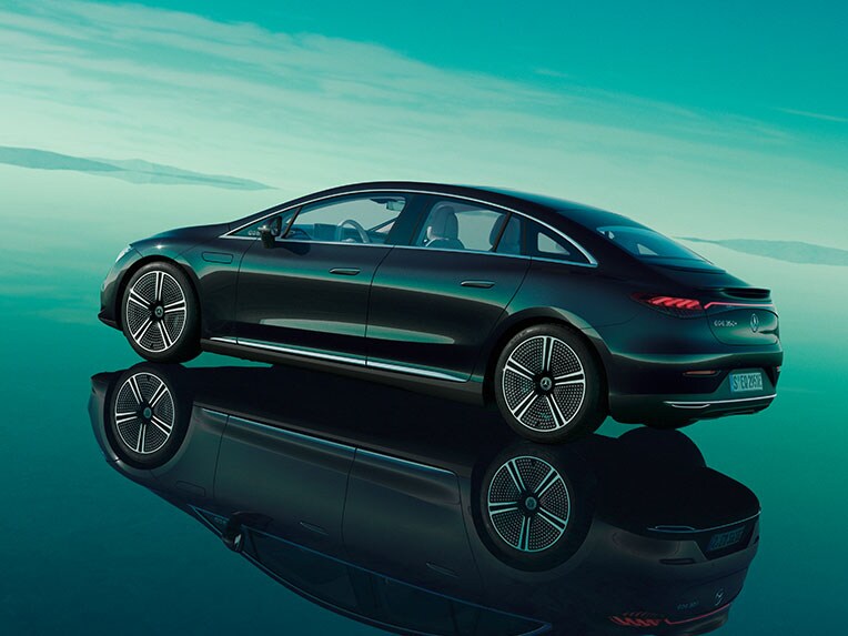 La berline EQE de Mercedes-Benz.