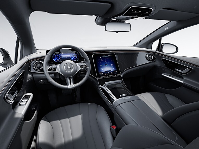 La berline EQE de Mercedes-Benz avec intérieur Electric Art.