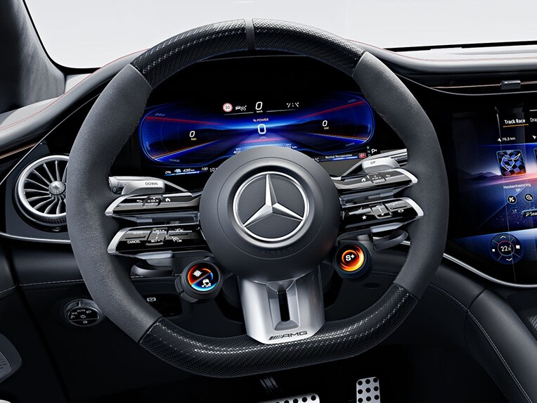 Il volante AMG Performance in carbon look/microfibra MICROCUT della Mercedes-AMG SUV.