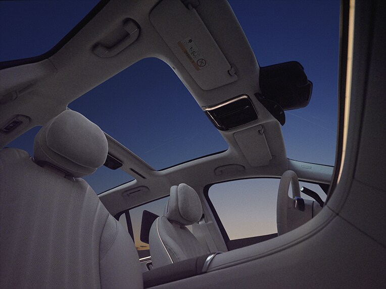 L’EQS SUV avec toit ouvrant panoramique
