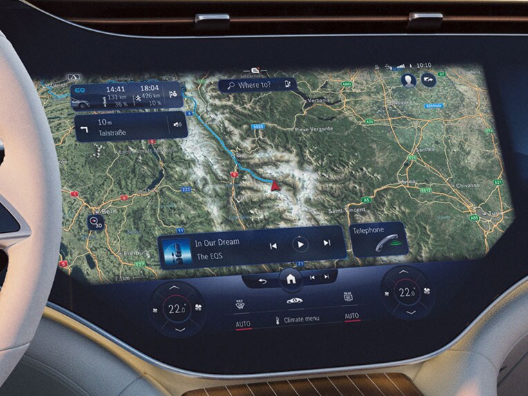 Navigation avec intelligence électrique pour la berline EQS.