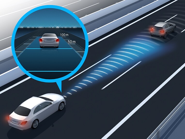 Une représentation graphique de l'assistant de régulation de distance DISTRONIC actif dans la berline EQS de Mercedes-Benz.
