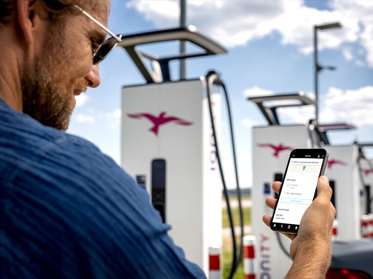 IONITY Unlimited mit der vollelektrischen G-Klasse von Mercedes-Benz.