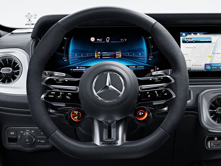 Le volant Performance AMG en cuir Nappa / microfibre MICROCUT dans la Mercedes-AMG Classe G.