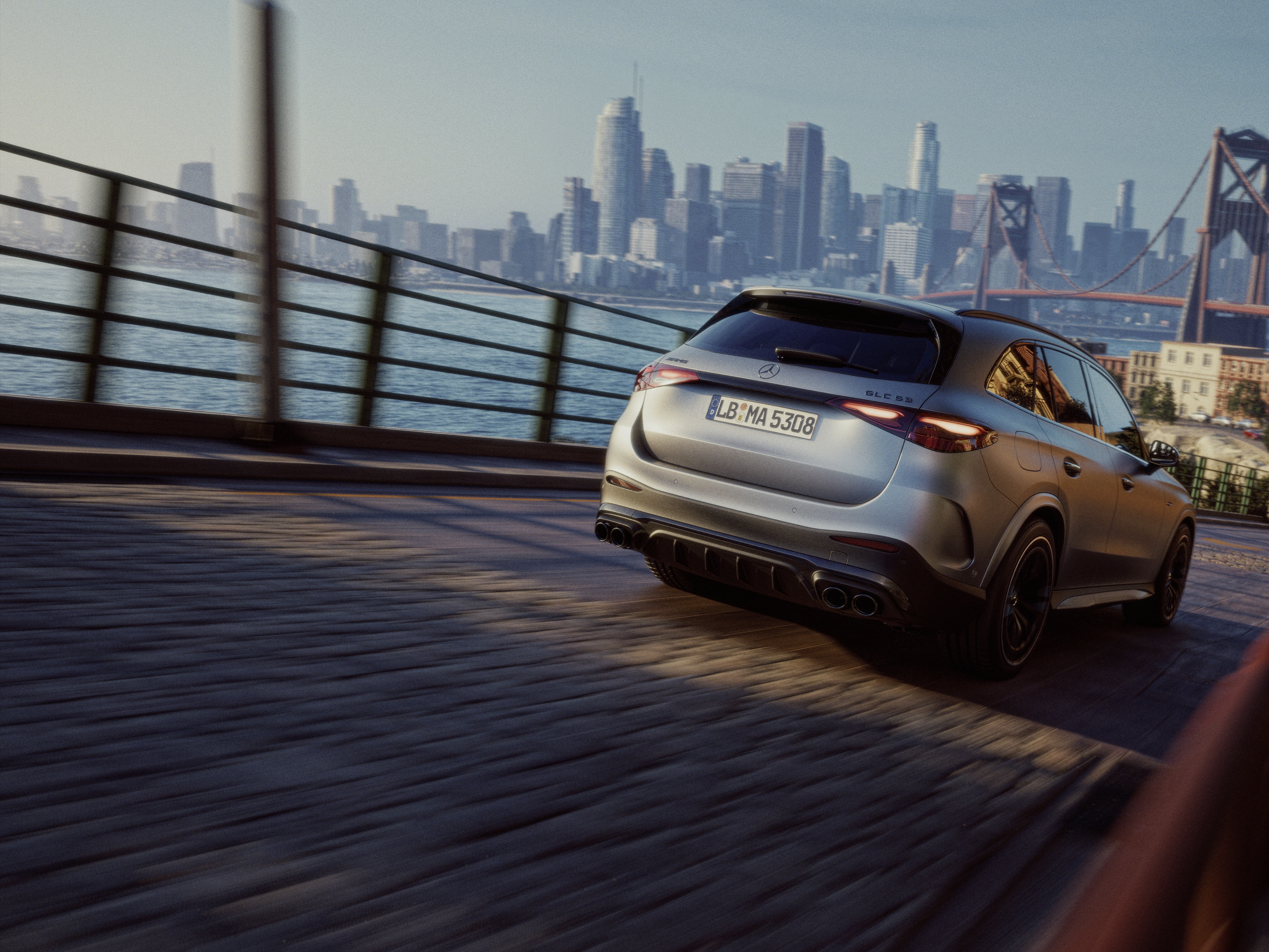 Prestazioni | GLC | Mercedes-AMG Prestazioni del nuovo Mercedes-AMG GLC SUV.