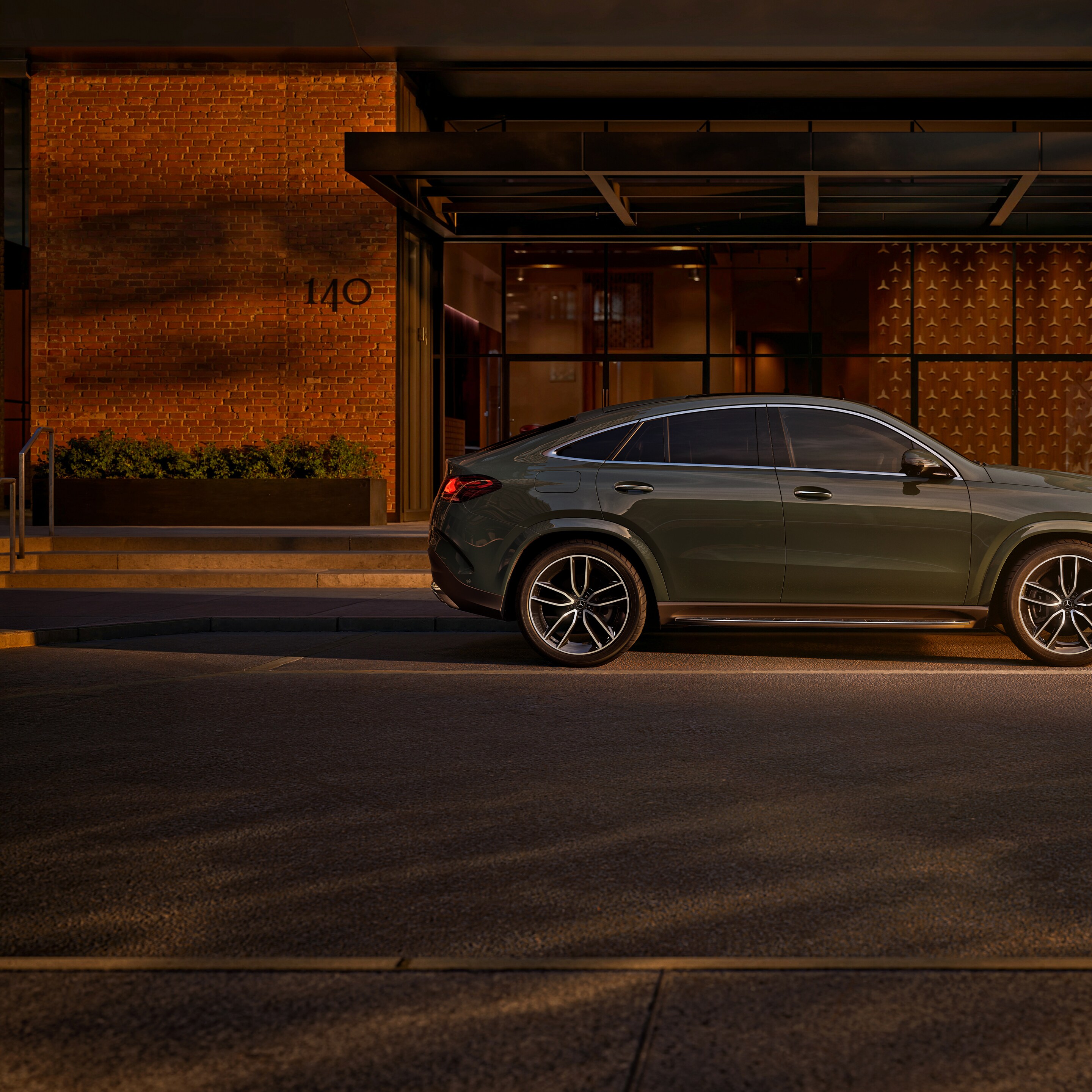 Gli esterni della nuova GLE Coupé.