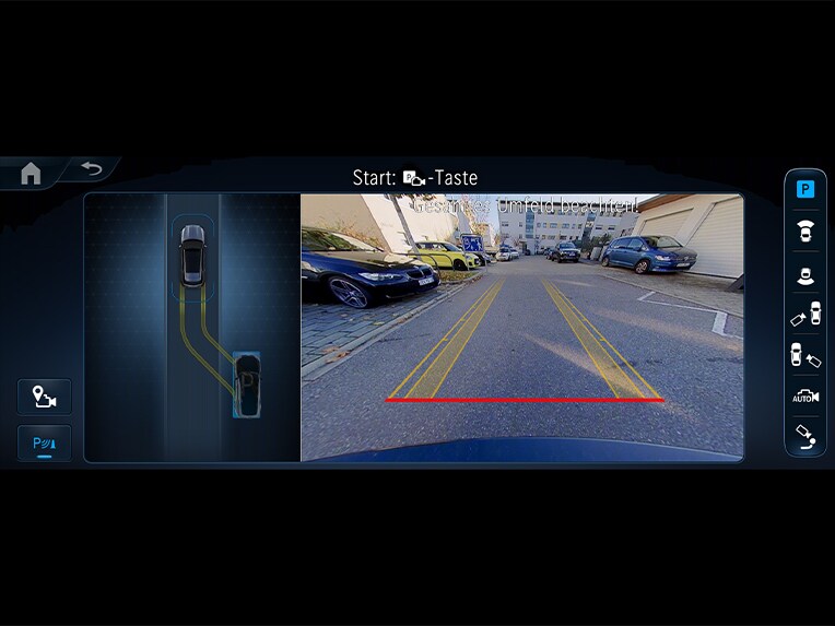 Une illustration du Pack Stationnement avec caméras panoramiques sur l'écran média de la Mercedes-Benz GLE.