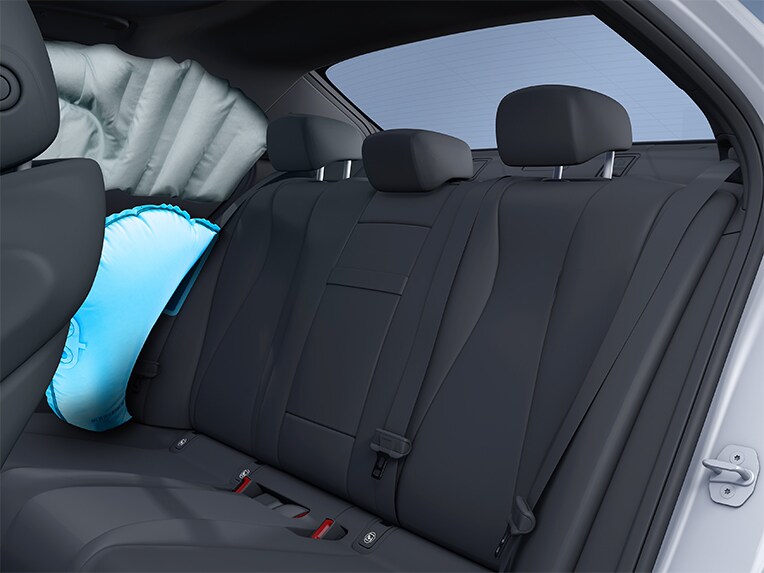 Les airbags latéraux à l'arrière de la Mercedes-Benz GLE.