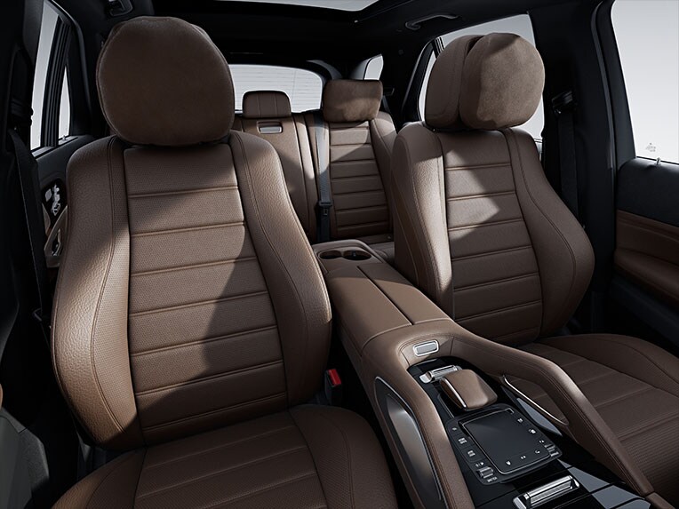 I sedili anteriori Multicontour della Mercedes-Benz GLE.
