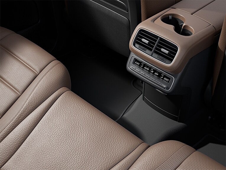 Il pacchetto Plus per sedile posteriore della Mercedes-Benz GLS.