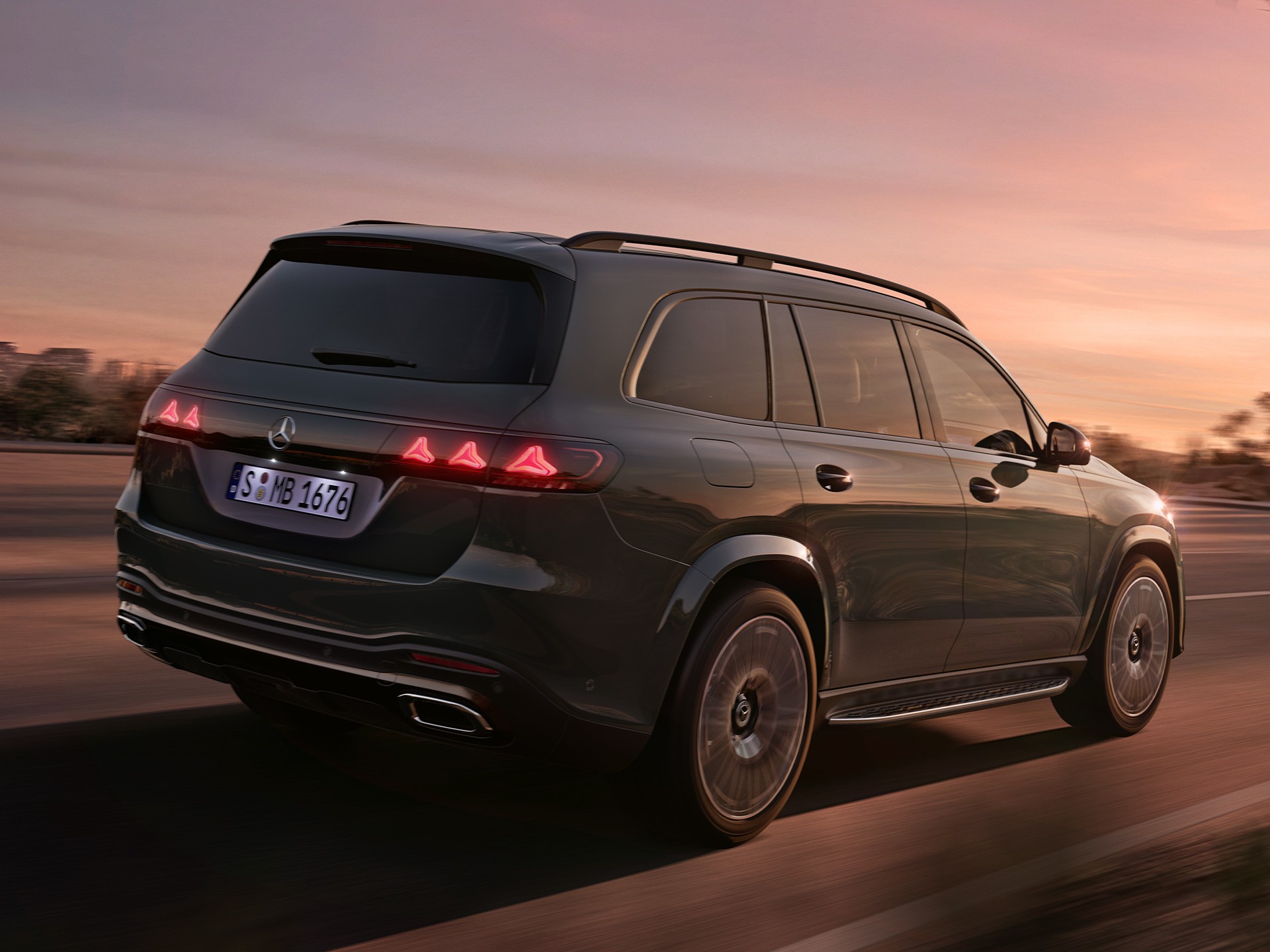 Conduite ADAS Gen6 | Le nouveau GLS | Mercedes-Benz La conduite ADAS Gen6 du nouveau GLS de Mercedes-Benz.