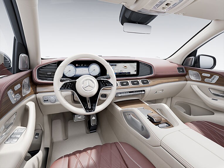 L’abitacolo della Mercedes-Maybach GLS con pacchetto cromo.
