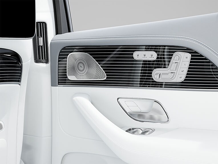 Gli interni della Mercedes-Maybach GLS con il pacchetto pelle MANUFAKTUR Exclusive.
