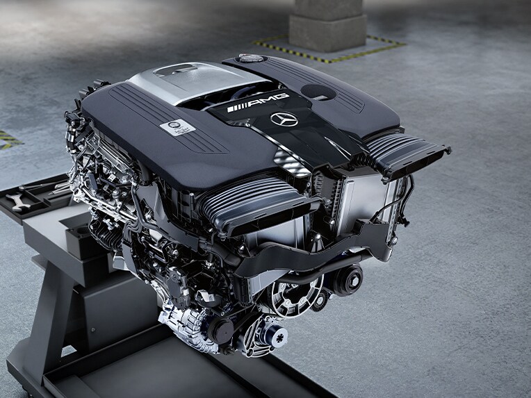 L'illustrazione della coppia Mercedes-AMG.