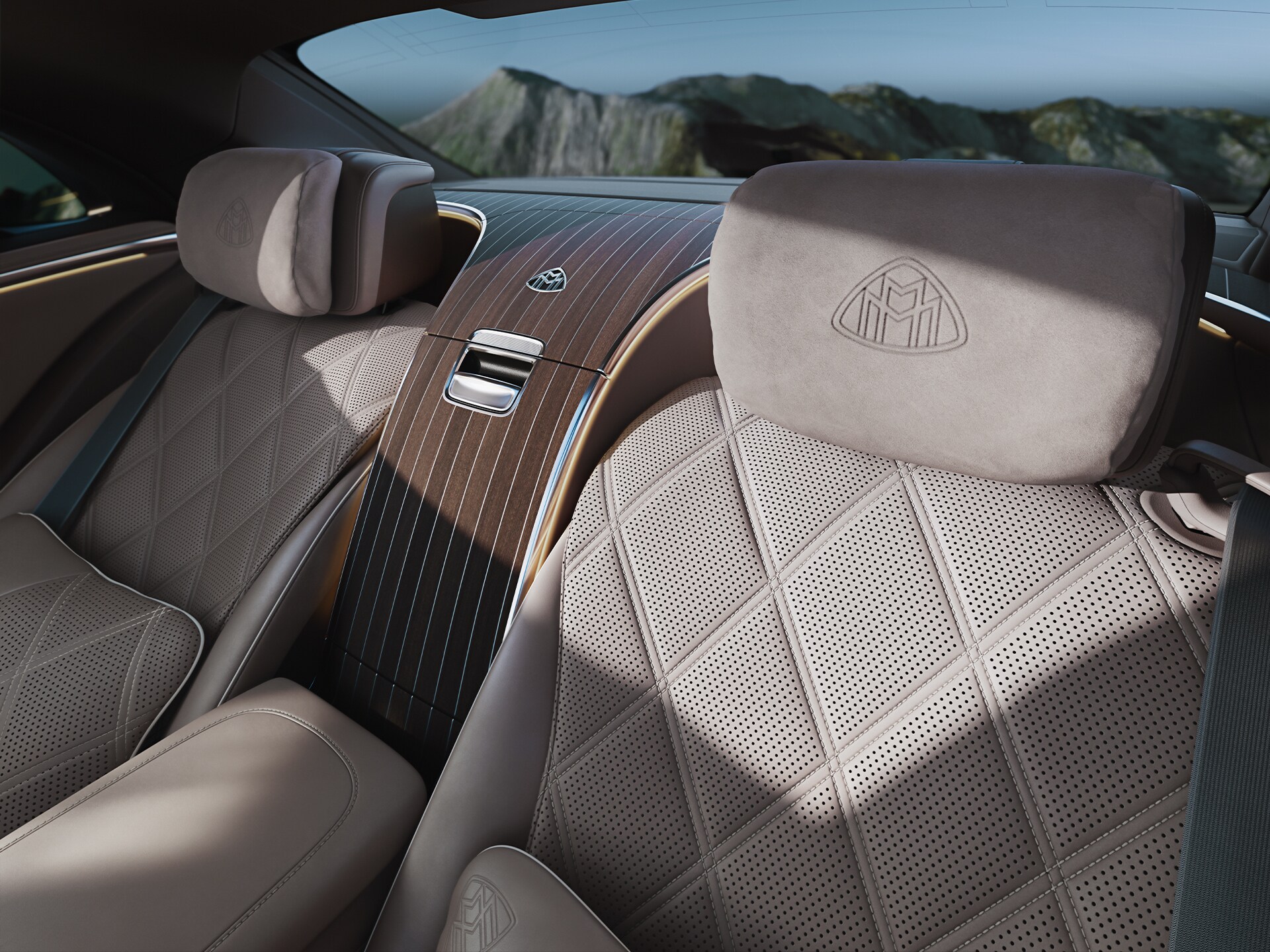 Mercedes-Maybach Classe S con personalizzazione MANUFAKTUR.
