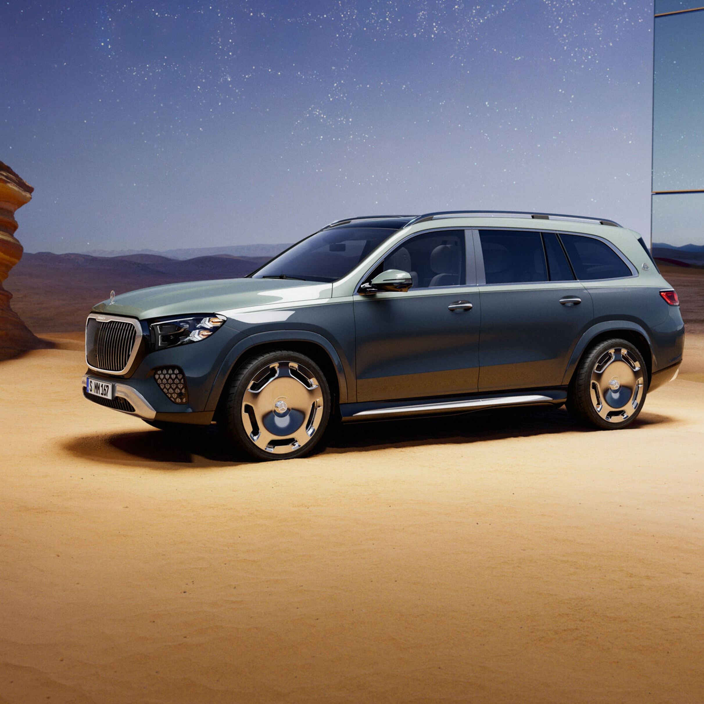 Vue avant du SUV Mercedes-Maybach GLS.