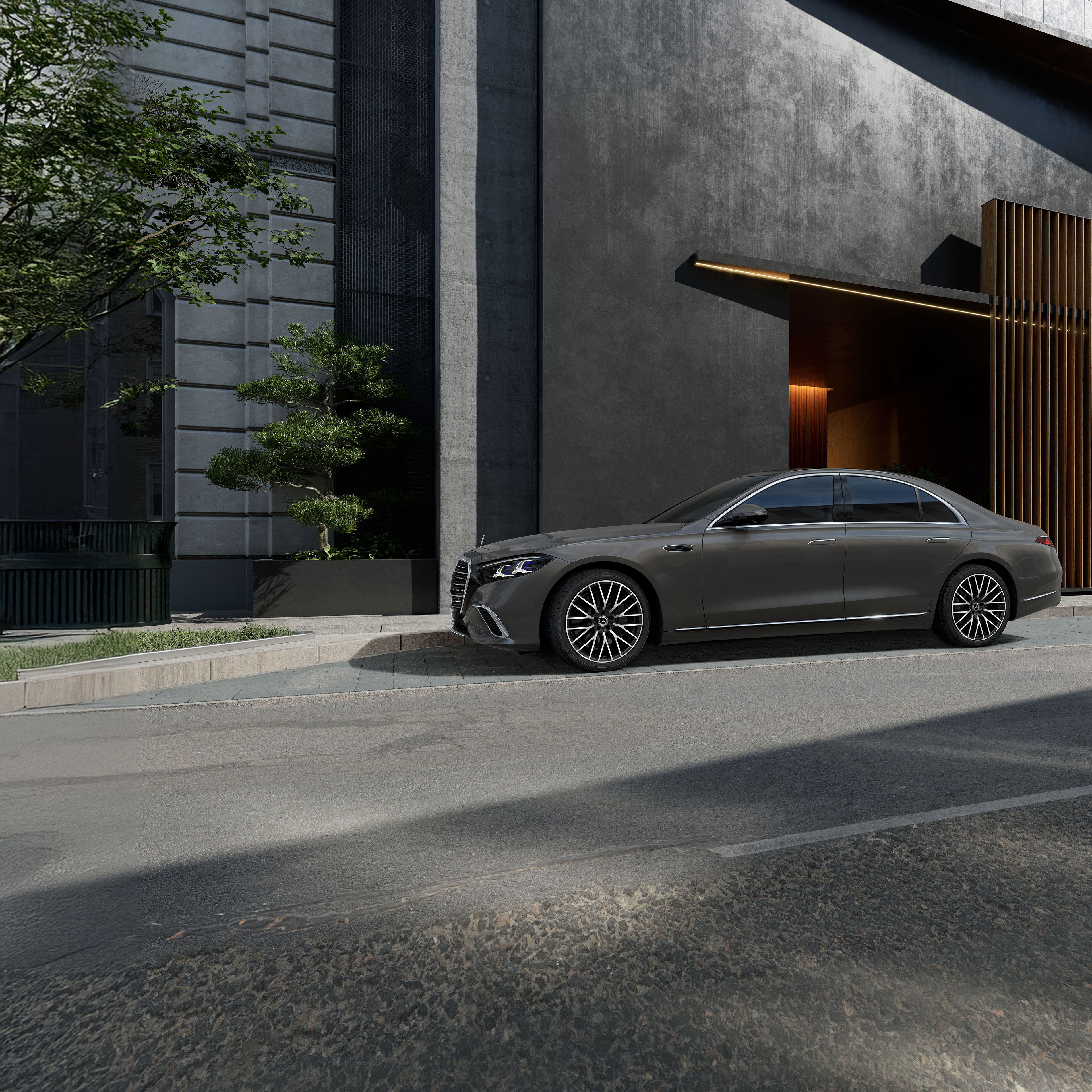 S-Klasse Limousine | Mercedes-Benz Die neue Mercedes-Benz S-Klasse Limousine in einer nahen Seitenansicht.