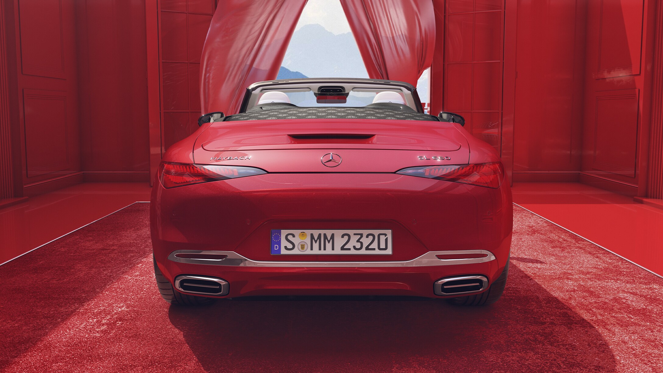 Ống xả mạ crôm của xe Mercedes-Maybach SL 680.