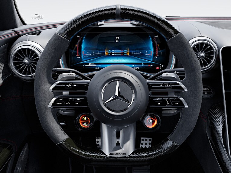 Il volante AMG Performance della Mercedes-AMG SL Roadster.
