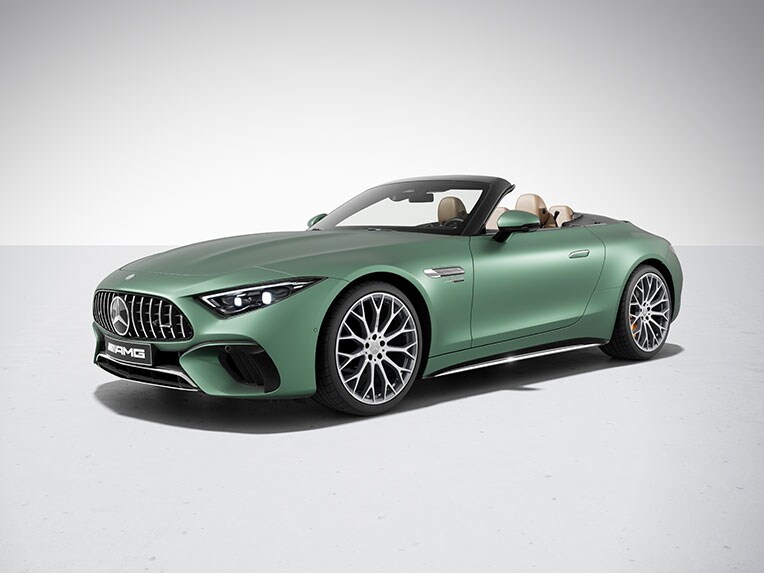 La Mercedes-AMG SL 63 S E PERFORMANCE avec Pack Chrome Extérieur AMG.