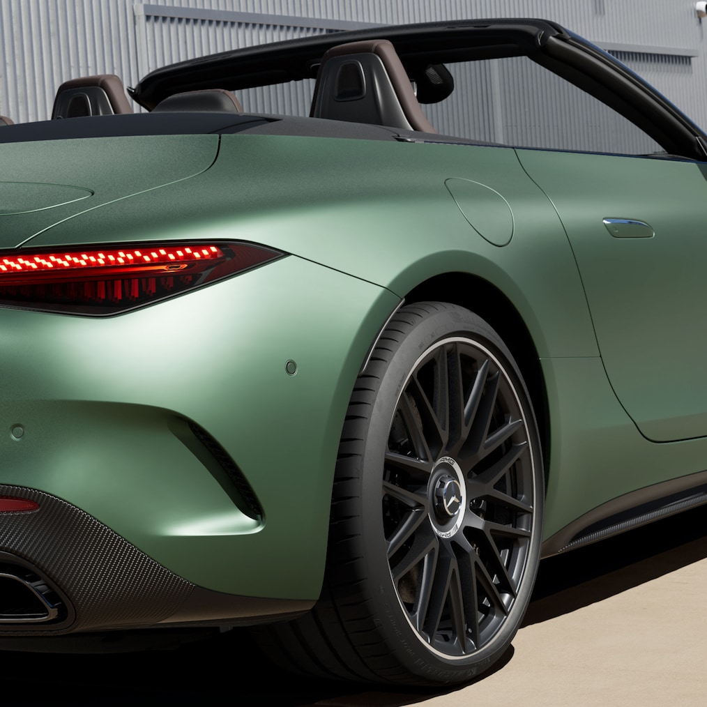 Les options MANUFAKTUR pour le SL Roadster de Mercedes-AMG.