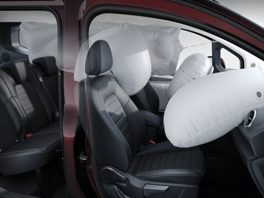 Die Abbildung zeigt eine Illustration der Airbags in der Mercedes-Benz T-Klasse.