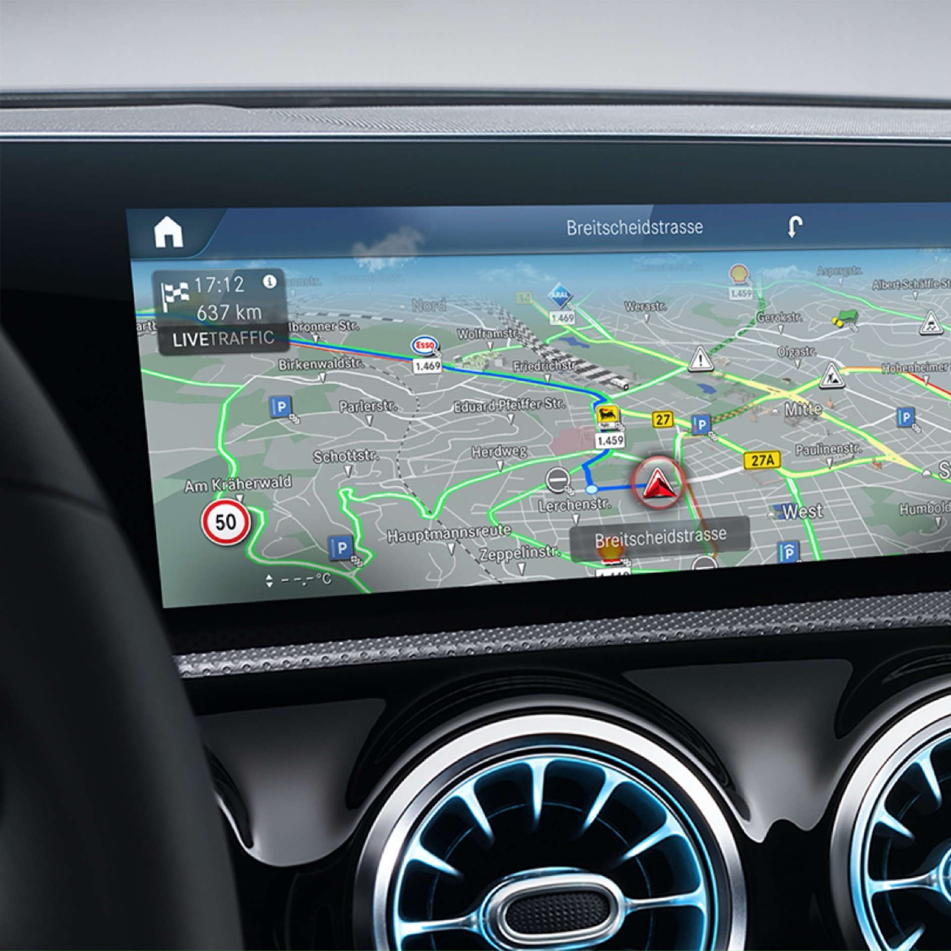 Comunicazione Car-to-X | Pacchetto Excellence | Mercedes-Benz Sul display del sistema multimediale MBUX, i potenziali pericoli che si trovano sul percorso sono indicati tramite il Digital Extra Comunicazione Car-to-X.