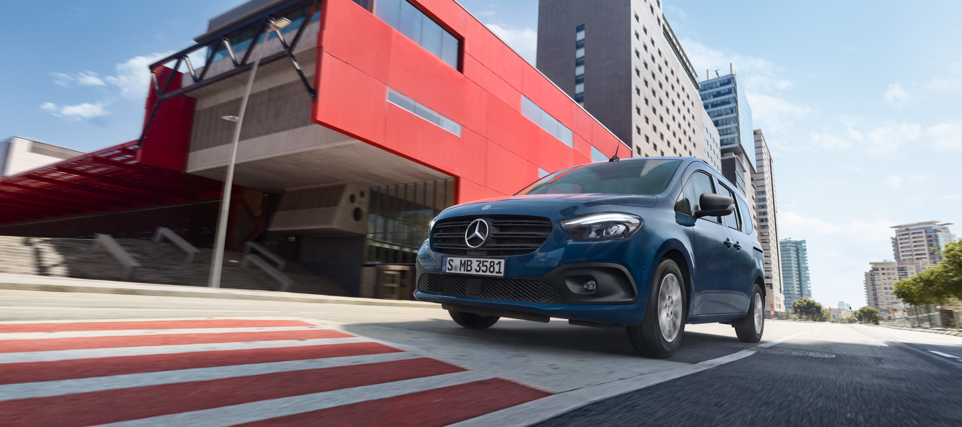 Citan Tourer | Mercedes-Benz Der Mercedes-Benz Citan Tourer bei der Personenbeförderung.