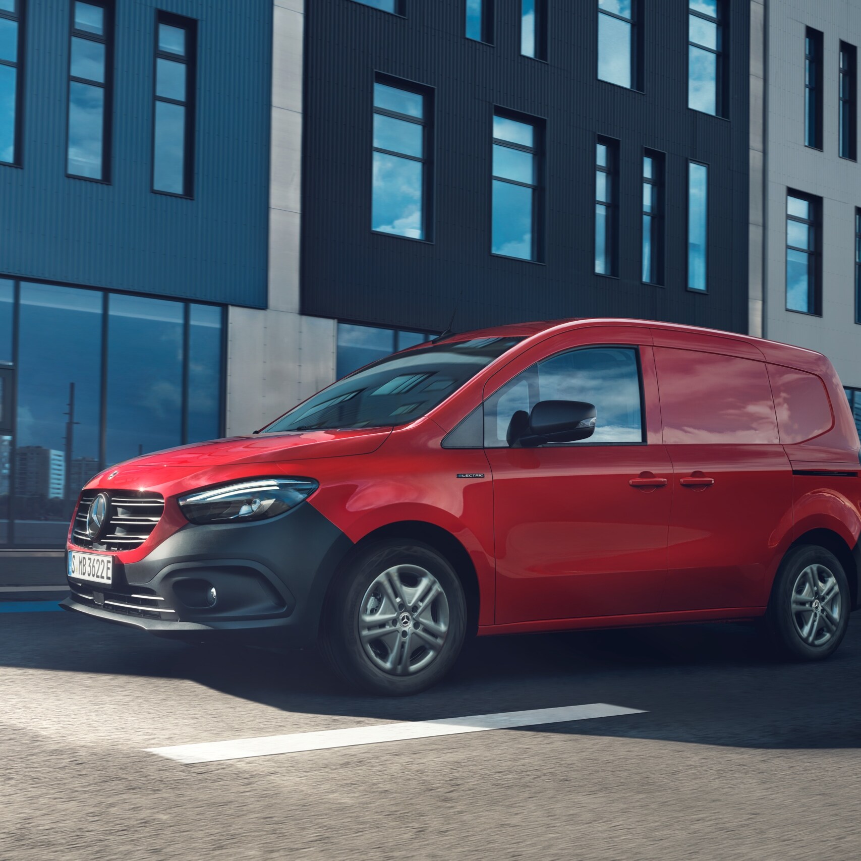 Mercedes-Benz eCitan Furgone in azione.